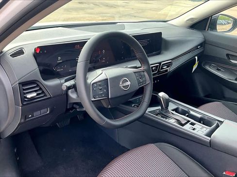 New 2026 Nissan Sentra SR w/ Floor Mat Package image 10