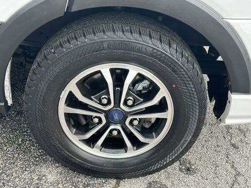 Used 2022 Ford Transit 350 XLT image 15