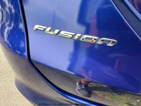 Used 2016 Ford Fusion SE w/ Equipment Group 202A AWD/4WD image 32