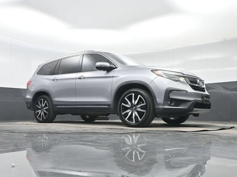 Used 2020 Honda Pilot Touring image 32