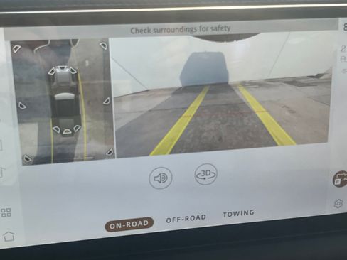 Used 2025 Land Rover Defender 110 V8 image 29