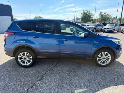 Used 2017 Ford Escape SE AWD/4WD image 6