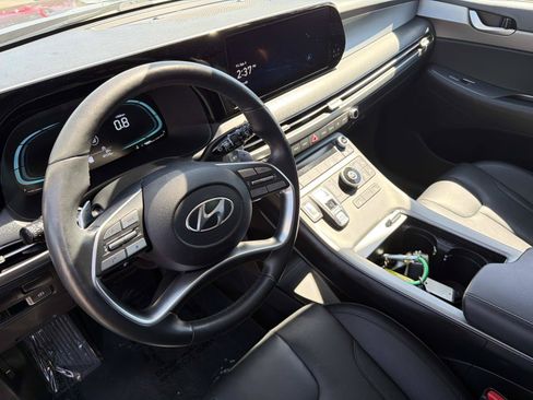 Used 2024 Hyundai Palisade SEL FWD image 7