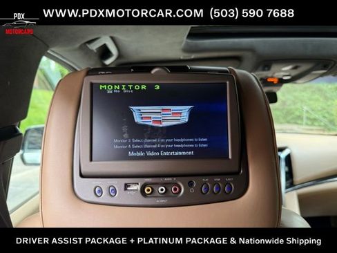 Used 2019 Cadillac Escalade ESV Platinum AWD/4WD image 30