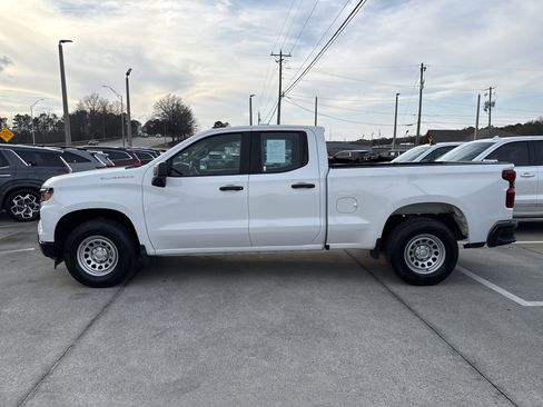 Used 2023 Chevrolet Silverado 1500 W/T w/ Trailering Package image 9
