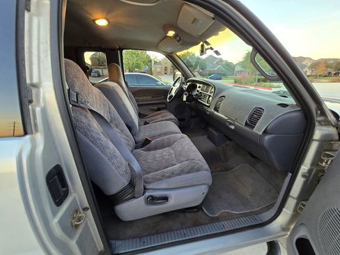 Used 1998 Dodge Ram 2500 Truck 2WD Quad Cab image 14