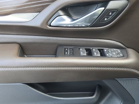 Used 2024 GMC Yukon XL Denali w/ Denali Reserve Package image 10