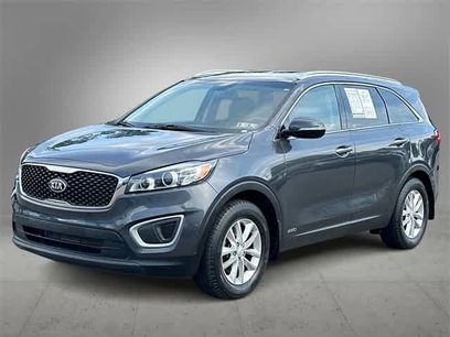 Used 2017 Kia Sorento LX