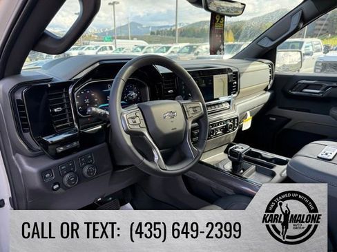 New 2026 Chevrolet Silverado 1500 ZR2 w/ Dark Appearance Package AWD/4WD image 20