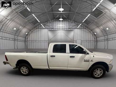 Used 2016 RAM 2500 Tradesman w/ Chrome Appearance Group image 4