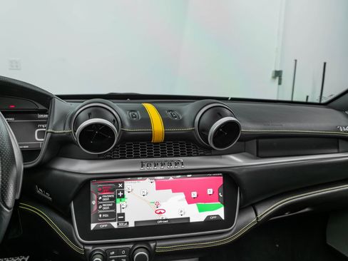 Certified 2023 Ferrari Portofino M image 33