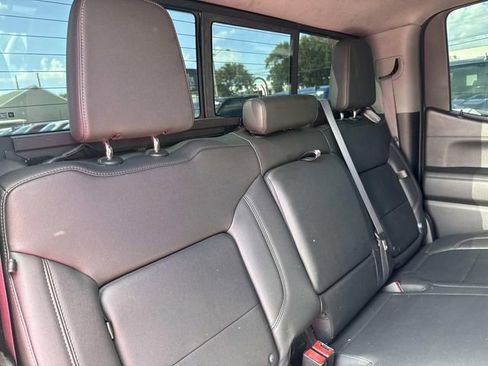 Used 2021 Chevrolet Silverado 1500 LT Trail Boss w/ Convenience Package II image 12