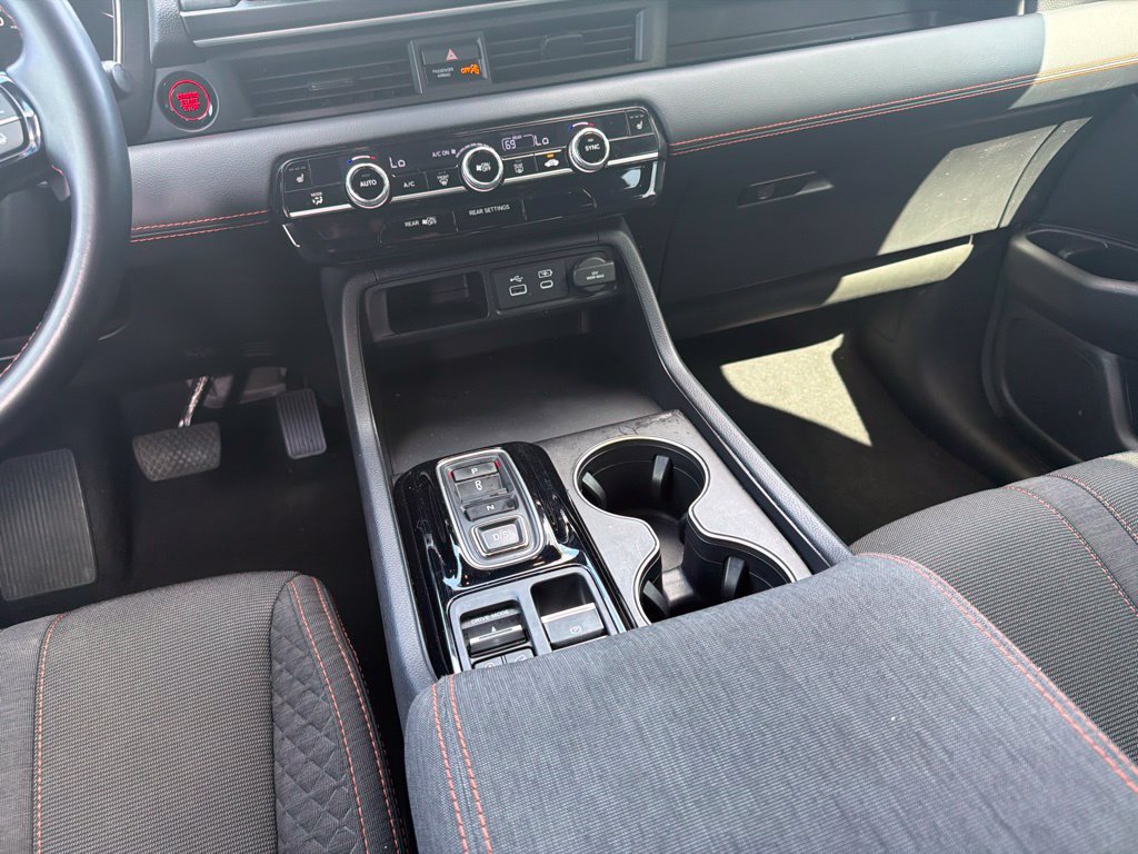 Certified 2025 Honda Pilot Sport image 15