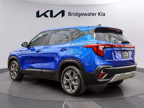 Certified 2024 Kia Seltos LX AWD/4WD image 4