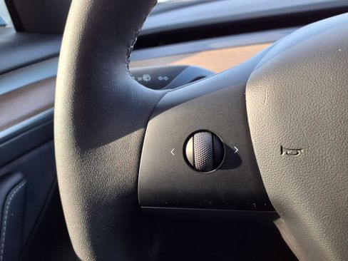 Used 2022 Tesla Model 3 Long Range image 14