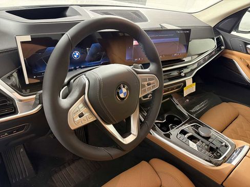 New 2026 BMW X7 xDrive40i image 14