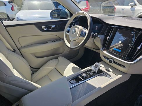 New 2026 Volvo V60 B5 Cross Country Ultra w/ Climate Package image 10