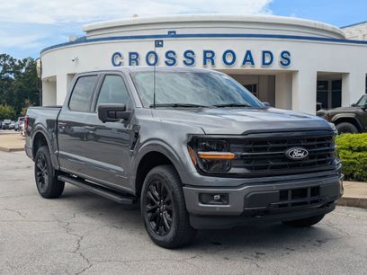 New 2025 Ford F150 XLT w/ Equipment Group 302A MID
