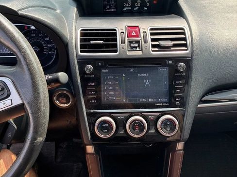 Used 2017 Subaru Forester 2.5i Touring AWD/4WD image 27
