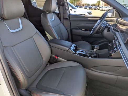 Used 2025 Hyundai Santa Cruz Limited AWD/4WD image 22