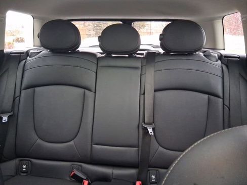 Used 2017 MINI Cooper Clubman image 22