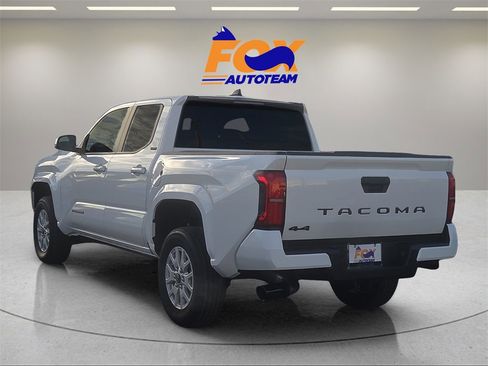 New 2026 Toyota Tacoma SR5 image 3