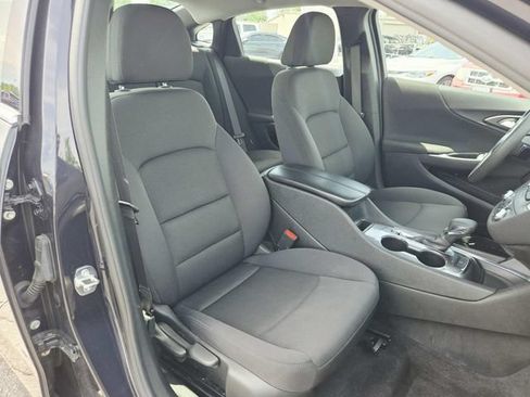 Used 2023 Chevrolet Malibu LT FWD image 12