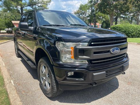 Used 2019 Ford F150 XLT w/ Equipment Group 302A Luxury AWD/4WD image 7