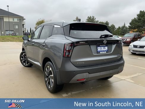 New 2026 Nissan Kicks SV w/ SV Premium Package image 3