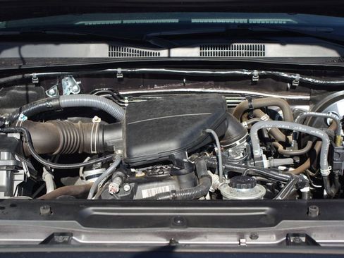 Used 2022 Toyota Tacoma SR5 w/ SR5 Appearance Package (SM) image 24