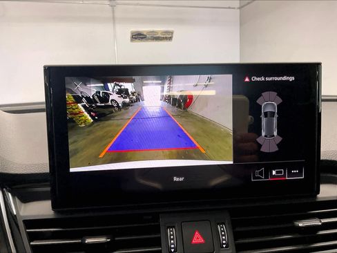 Used 2025 Audi Q5 2.0T Premium w/ Convenience Plus Package image 23