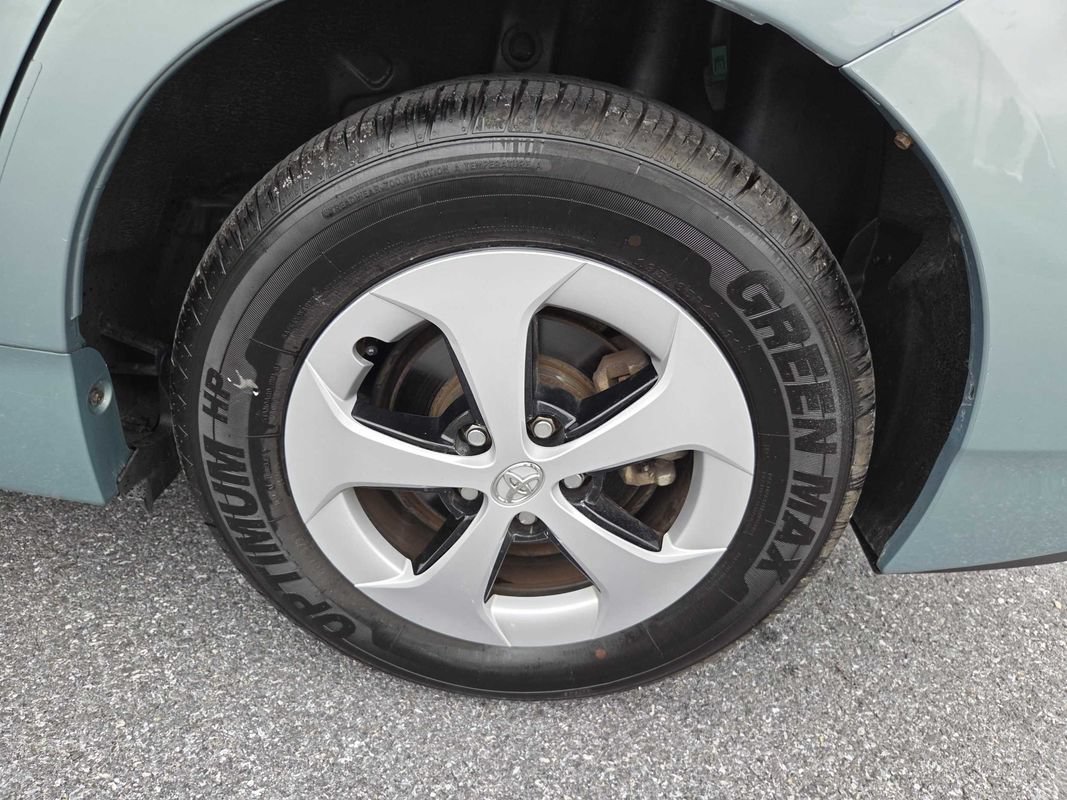 Used 2013 Toyota Prius Two FWD image 30
