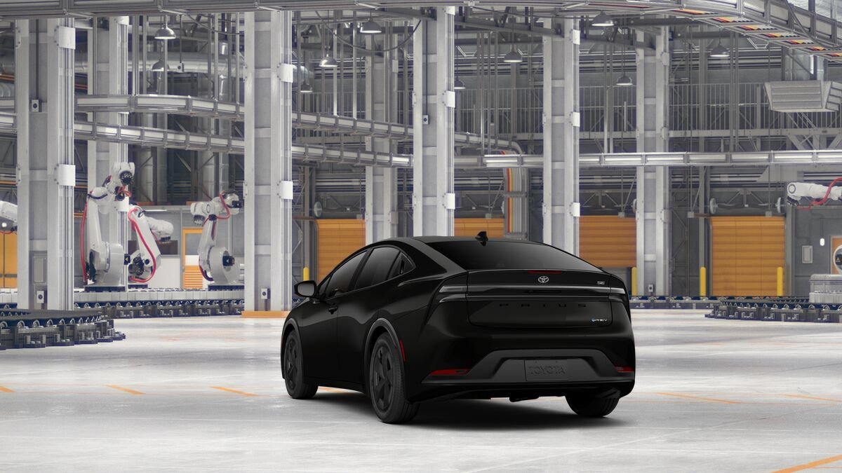 New 2027 Toyota Prius Plug-In Hybrid FWD image 7