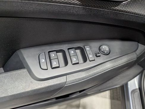 Used 2025 Kia Sportage LX image 12