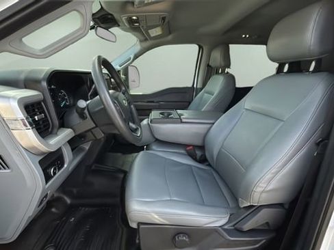 Used 2023 Ford F350 XL w/ XL Chrome Package image 18
