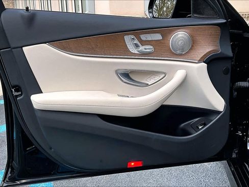 Used 2023 Mercedes-Benz E 350 E 350 image 21