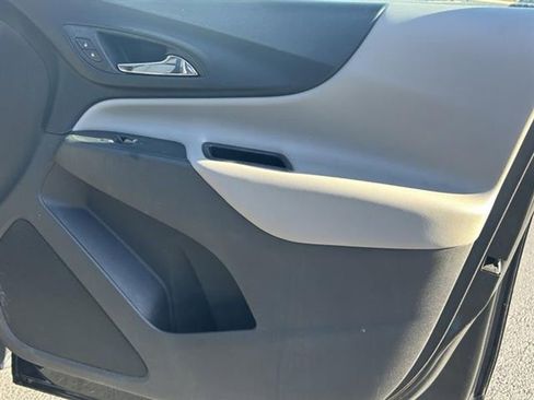 Used 2020 Chevrolet Equinox LS w/ LS Convenience Package image 21