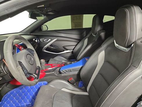 Used 2022 Chevrolet Camaro SS RWD image 15