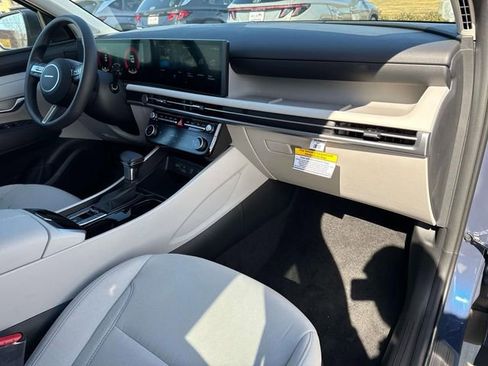 New 2026 Hyundai Tucson SEL image 16