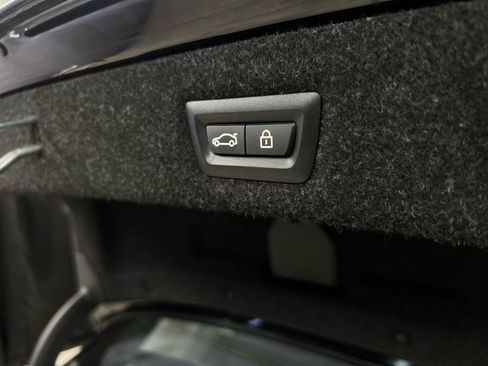 Used 2019 BMW 540i w/ M Sport Package RWD image 41