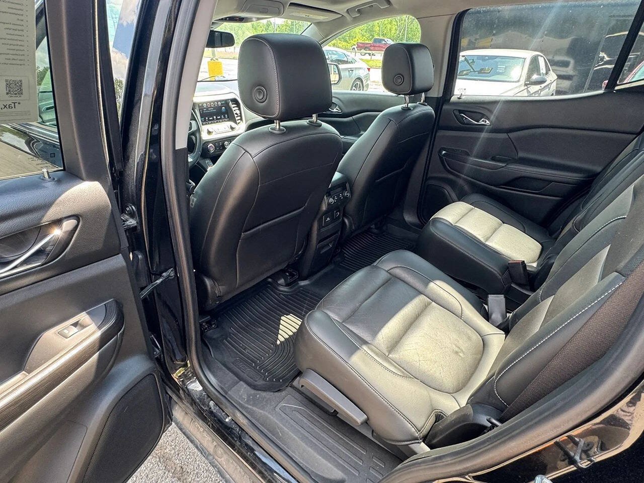 Used 2018 GMC Acadia SLT AWD/4WD image 14