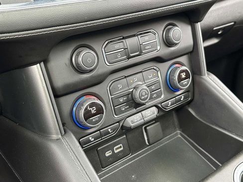 Used 2021 Chevrolet Tahoe LT image 26