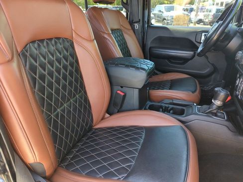 Used 2019 Jeep Wrangler Unlimited Sport S AWD/4WD image 33
