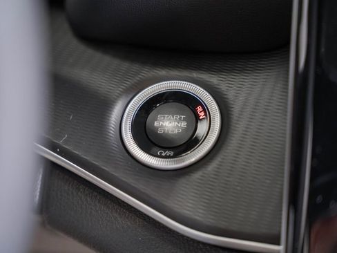 New 2025 Jeep Grand Cherokee Altitude image 24