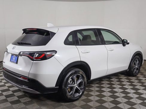 Used 2025 Honda HR-V EX-L image 10