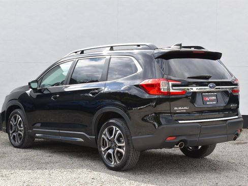 Used 2024 Subaru Ascent Limited AWD/4WD image 2