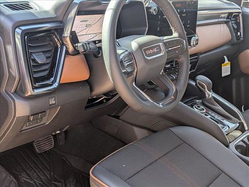 New 2026 GMC Canyon AT4 image 3