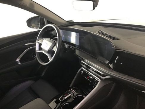 Certified 2025 Audi Q5 Premium Plus w/ Premium Plus AWD/4WD image 24