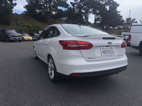 Used 2015 Ford Focus Titanium w/ Titanium Technology Package image 7