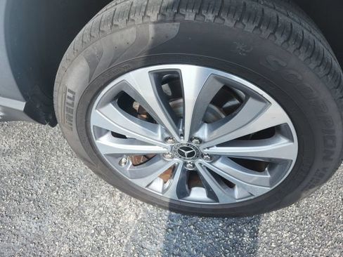Used 2020 Mercedes-Benz GLE 350 4MATIC image 2